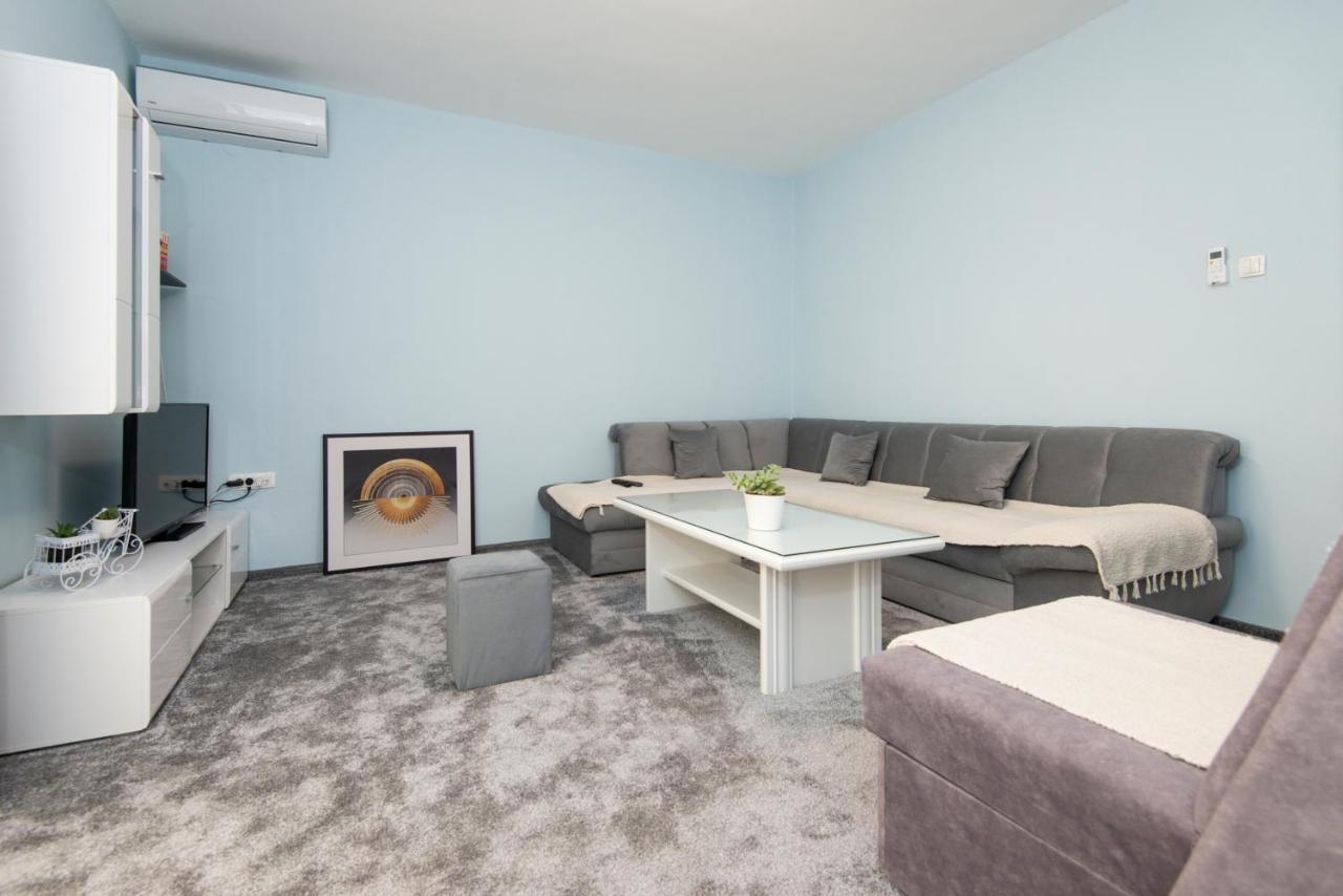 Apartments Kiki كوتور المظهر الخارجي الصورة