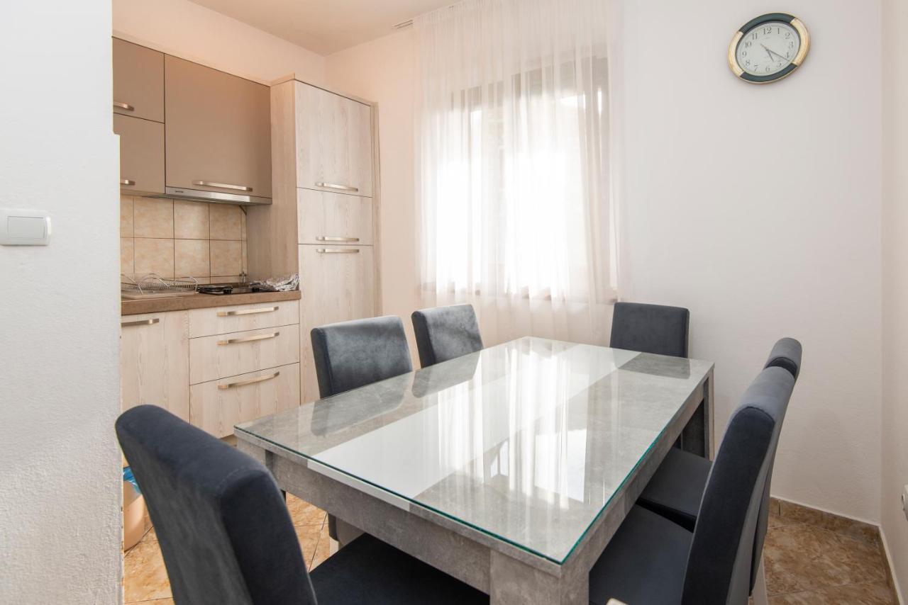 Apartments Kiki كوتور المظهر الخارجي الصورة